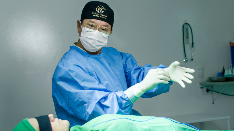 Congresos médicos y cirugía plástica: Milton Seigi Hayashi presenta su impacto social Milton Seigi Hayashi presenta cómo los congresos médicos y la cirugía plástica generan impacto social y científico.