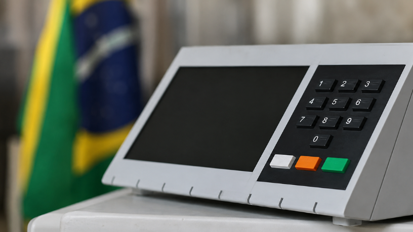 Eleitorado brasileiro está mais velho: entenda por que esse dado pode influenciar as eleições de 2026