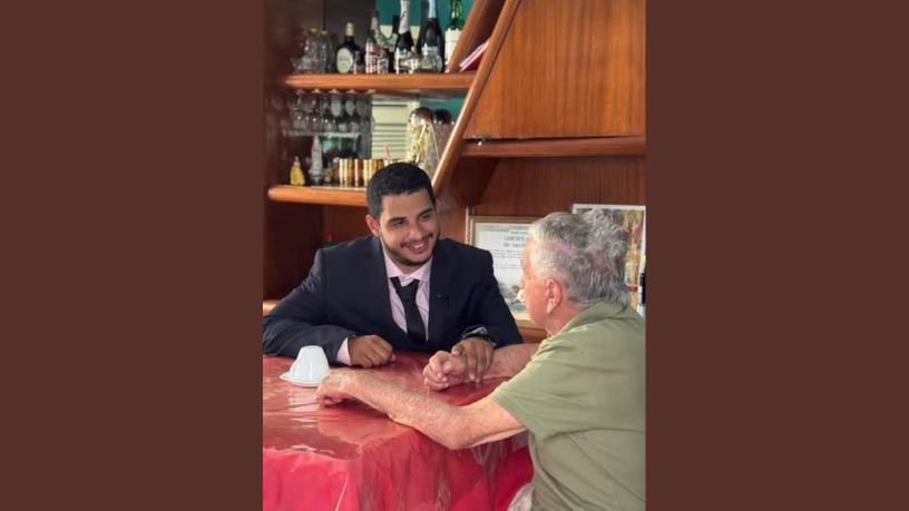 ¿El futuro del cuidado de las personas mayores se compartirá con las máquinas? Descúbralo con el doctor Yuri Silva Portela Yuri Silva Portela